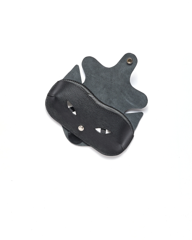 Cicás Szemüvegtok // Fekete cicus, ezüst szemmel 1