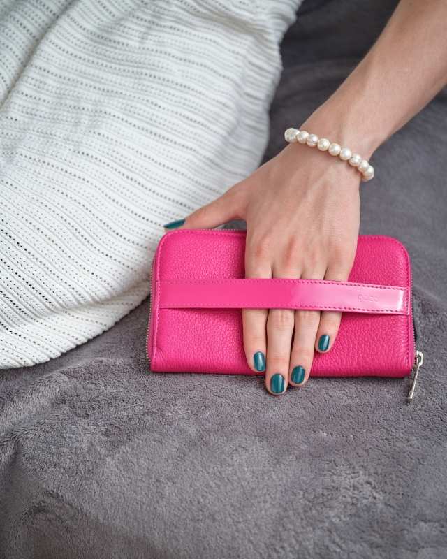 Nola Large Women's Leather Wallet Pink